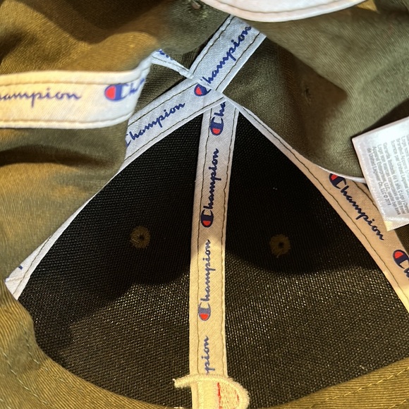 Champion hat - Picture 4 of 5
